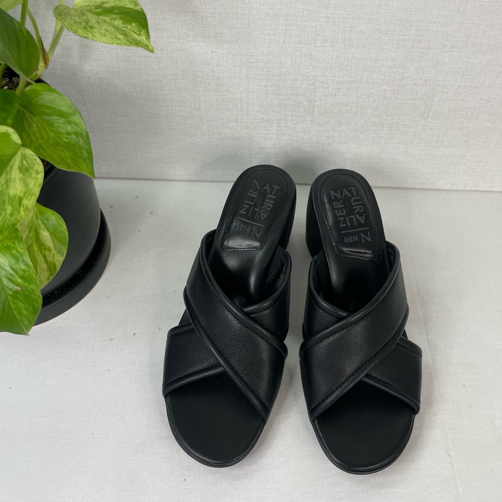 Naturalizer Genn-Rhythm Slide Sandal black leather block heel 6.5 M, B 269 - Picture 2 of 11
